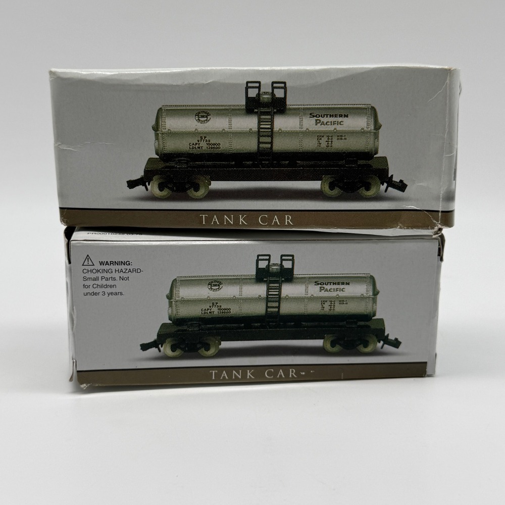 High Speed Southern Pacific Tank Car Set N Scale Silver 2pc 97732 Rolling Stock
